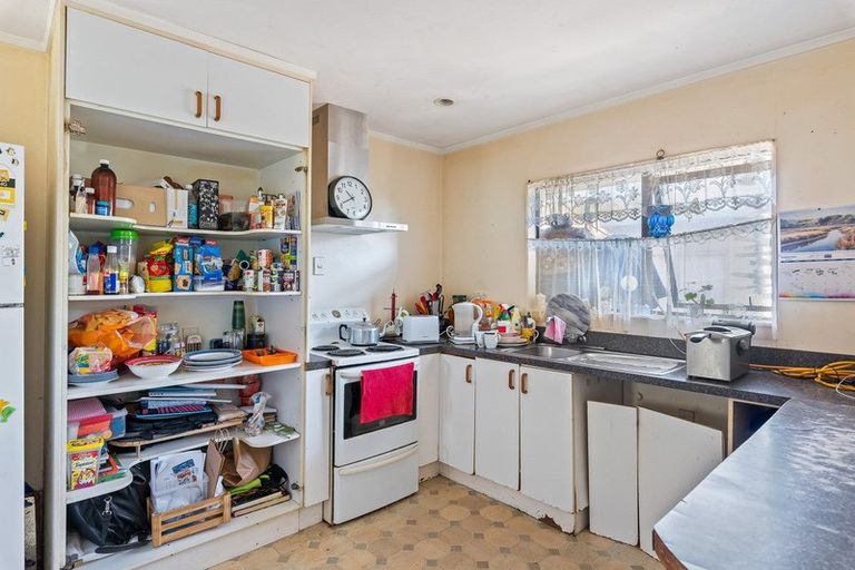 Photo of property in 30 Anaru Street, Raumati Beach, Paraparaumu, 5032