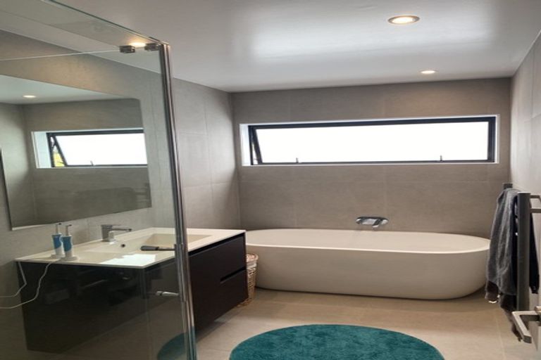 Photo of property in 30 Pennant Street, Long Bay, Auckland, 0630