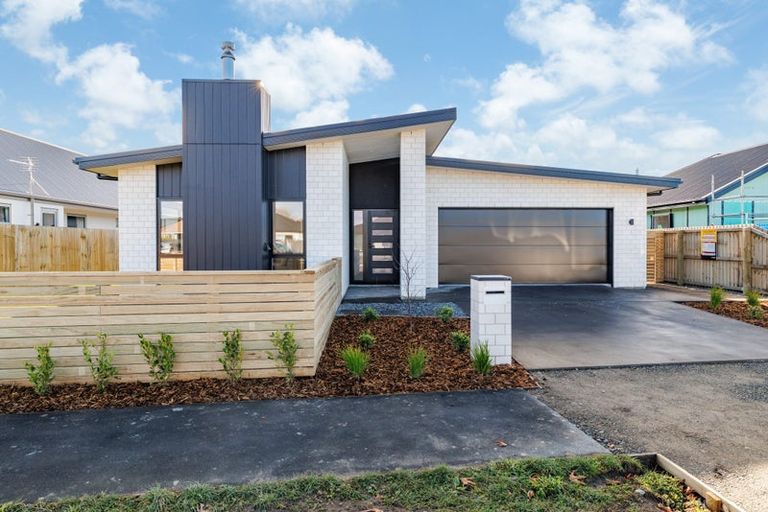 Photo of property in 103 Aviemore Drive, Marshland, Christchurch, 8083