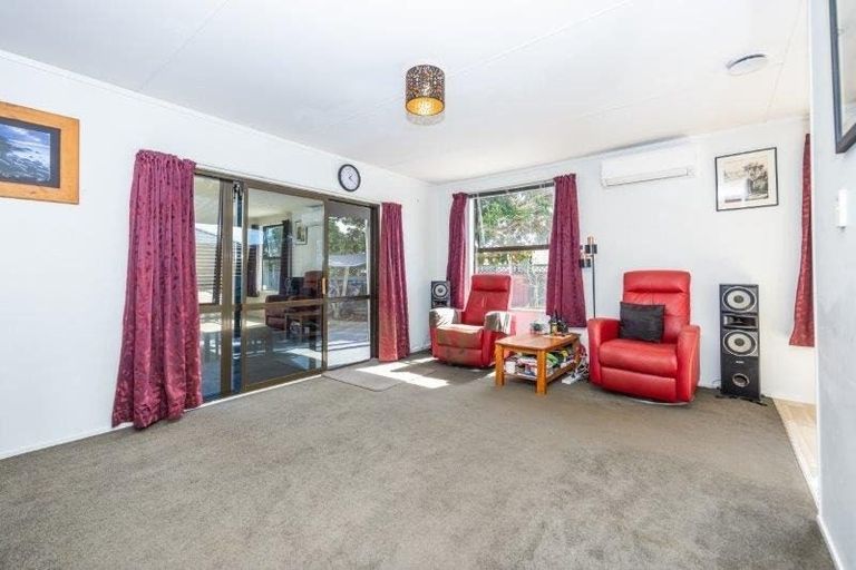 Photo of property in 23d Breckons Avenue, Nawton, Hamilton, 3200