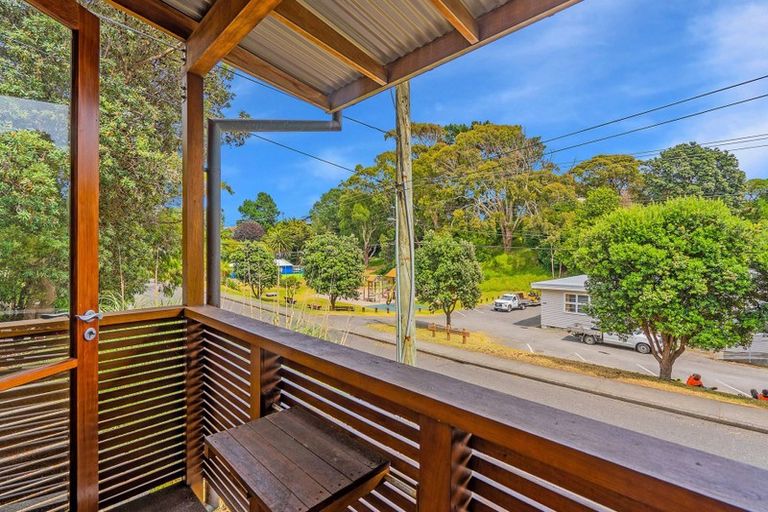 Photo of property in 25 Tennis Court Road, Raumati South, Paraparaumu, 5032