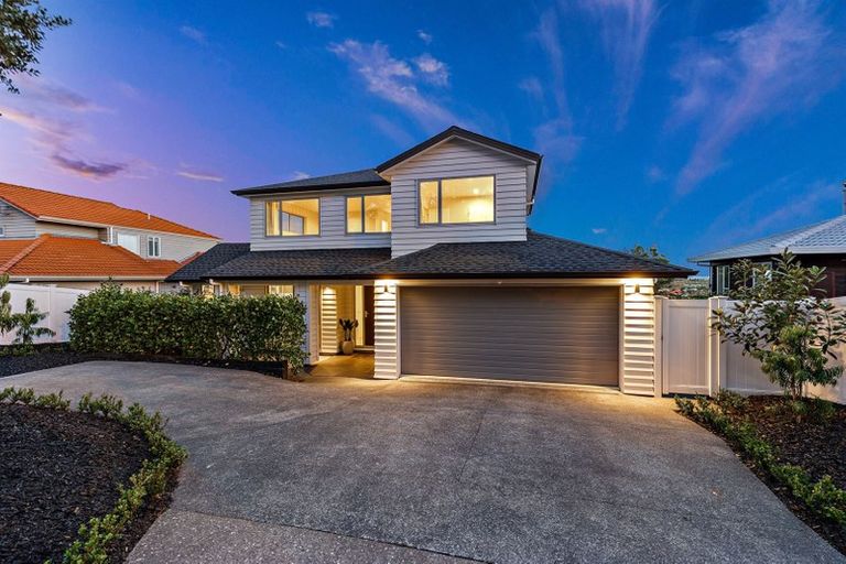 Photo of property in 1211 Whangaparaoa Road, Gulf Harbour, Whangaparaoa, 0930