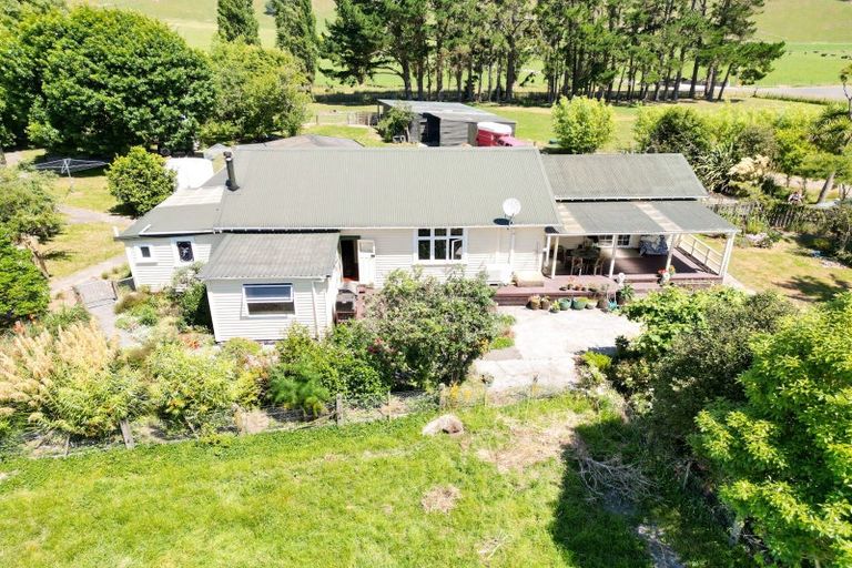 Photo of property in 16 Haunui Road, Whangaehu, Whanganui, 4581