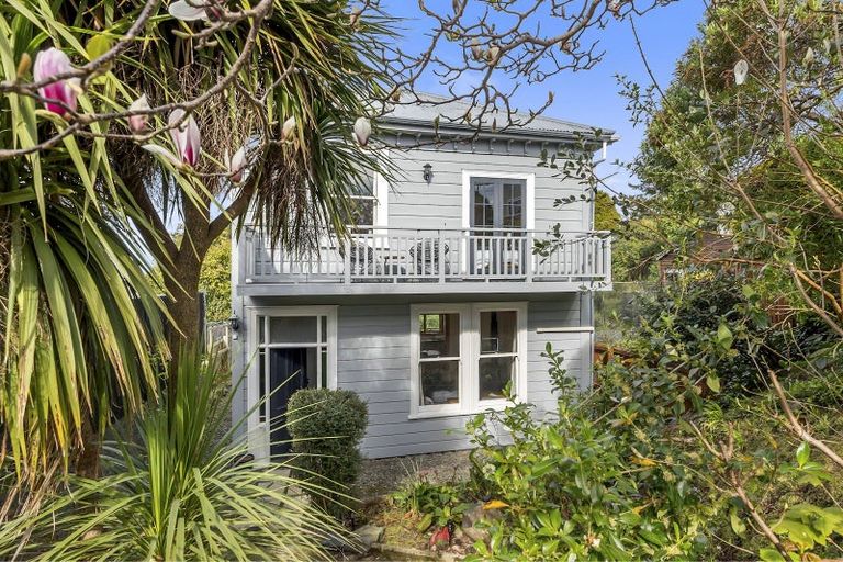 Photo of property in 67 Elm Row, Dunedin Central, Dunedin, 9016