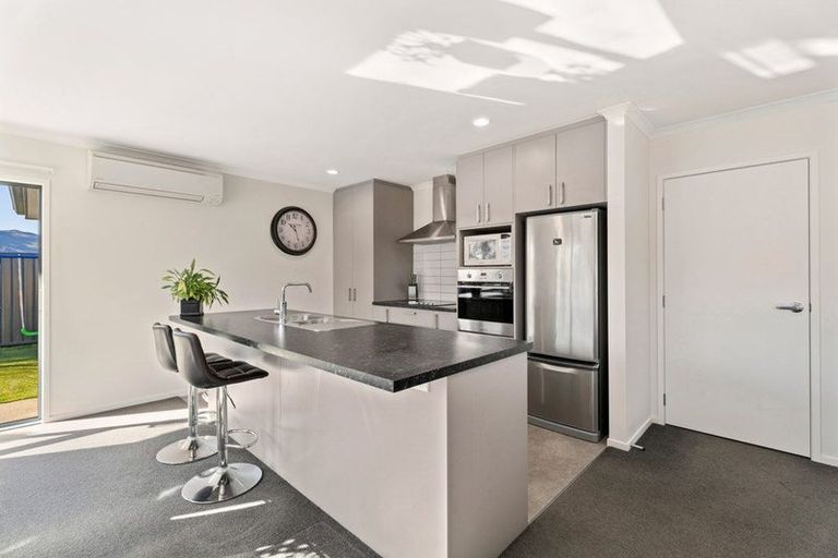 Photo of property in 12 Hopgood Place, Cromwell, 9310