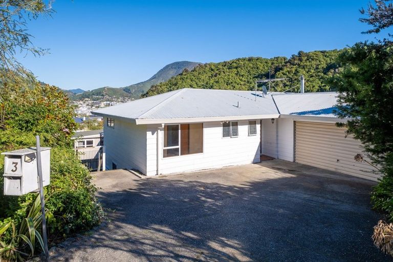 Photo of property in 3 Suffolk Street, Picton, 7220