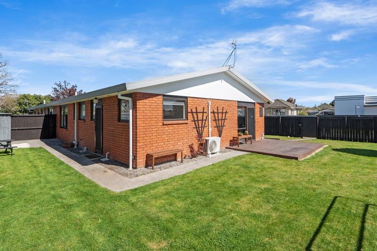 Photo of property in 1/64 Manurere Street, Hei Hei, Christchurch, 8042