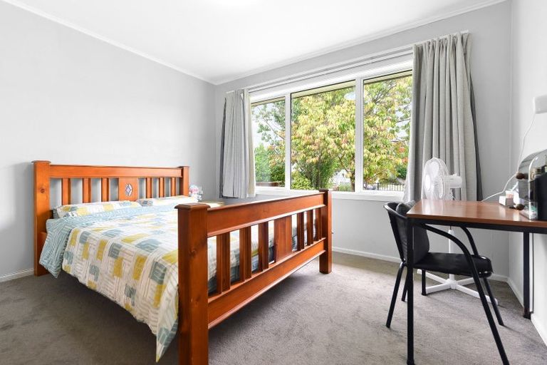 Photo of property in 12 Paulette Place, Queenwood, Hamilton, 3210