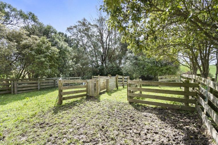Photo of property in 476 Finnis Road, Pohangina, Feilding, 4775