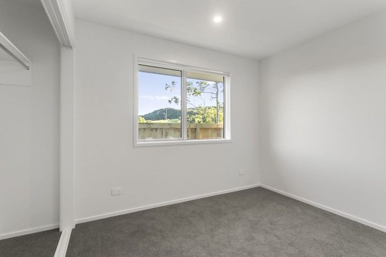 Photo of property in 5 Maraeariki Avenue, Orewa, 0931