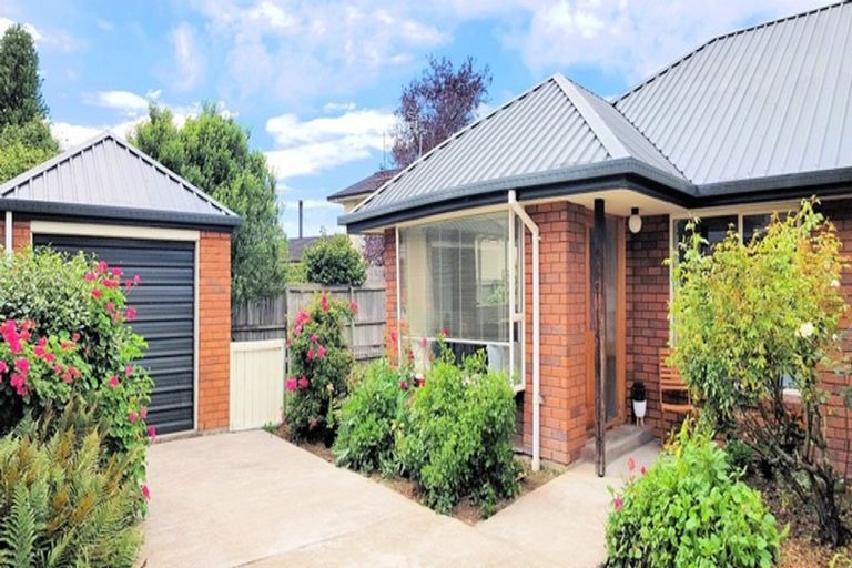 Photo of property in 122b East Belt, Lincoln, 7608