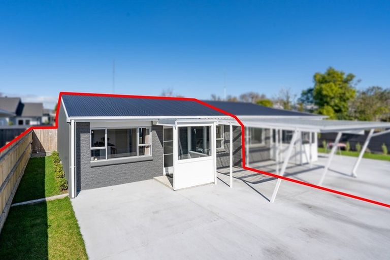 Photo of property in 12c Colombo Street, Hokowhitu, Palmerston North, 4410