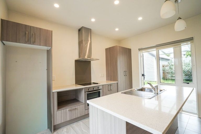 Photo of property in 75 Grove Road, Papakura, 2110