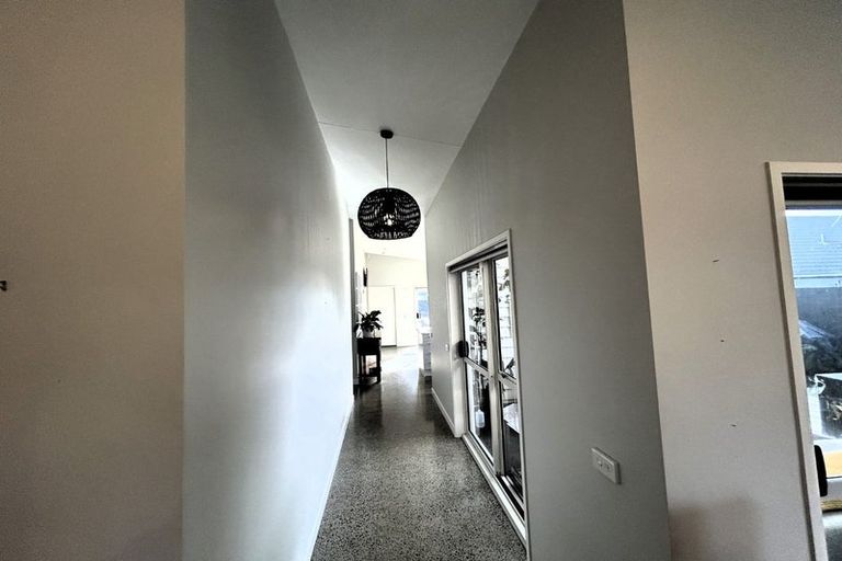 Photo of property in 29 Spinifex Street, Papamoa Beach, Papamoa, 3118