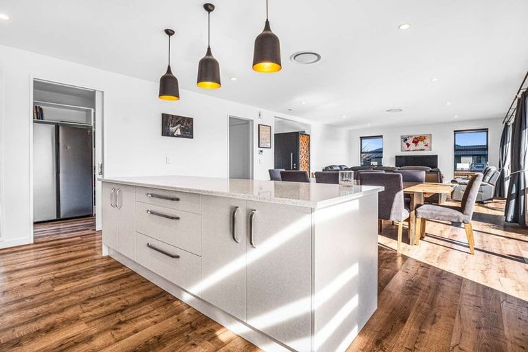 Photo of property in 34 Bill Harvey Drive, Halswell, Christchurch, 8025