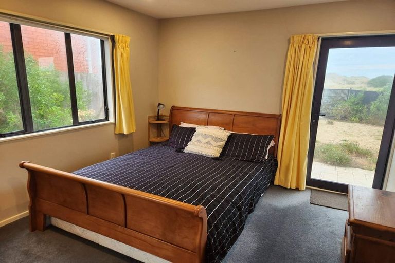 Photo of property in 411 Marine Parade, South New Brighton, Christchurch, 8062