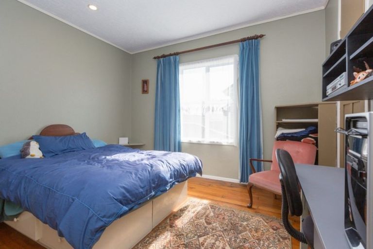 Photo of property in 28 Doone Street, Lynmouth, New Plymouth, 4310