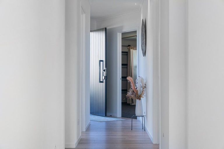 Photo of property in 17 Fred Harsant Drive, Cooks Beach, 3591