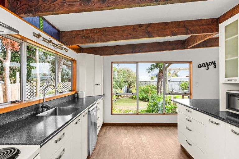 Photo of property in 58 Harper Road, Waimarama, 4294