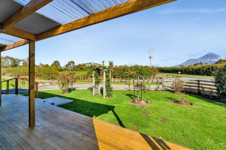 Photo of property in 297 Radnor Road, Midhirst, Stratford, 4394