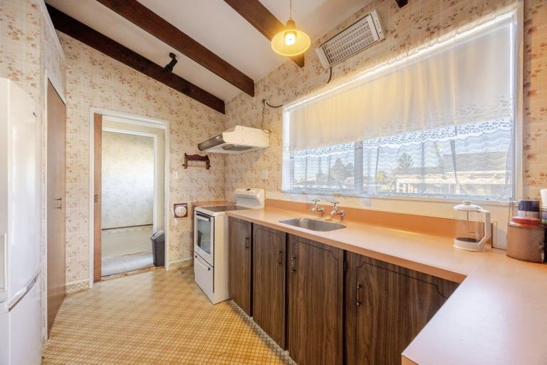 Photo of property in 2 Stiles Avenue, Waipukurau, 4200