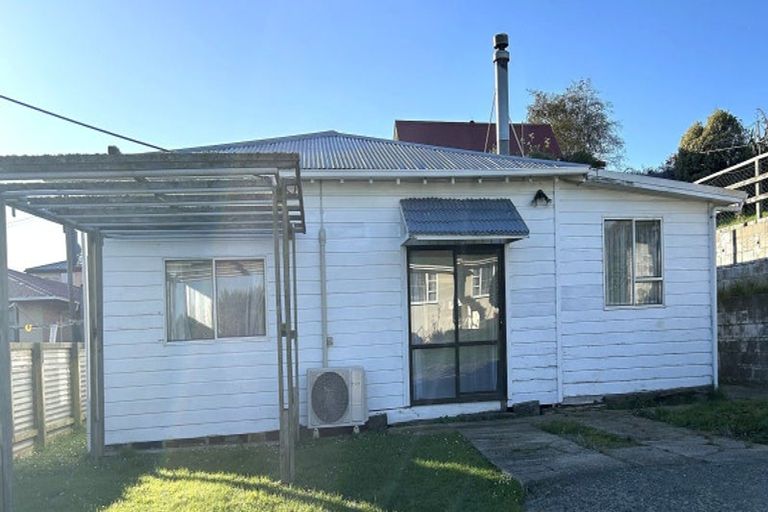 Photo of property in 104 Eden Street, Oamaru, 9400