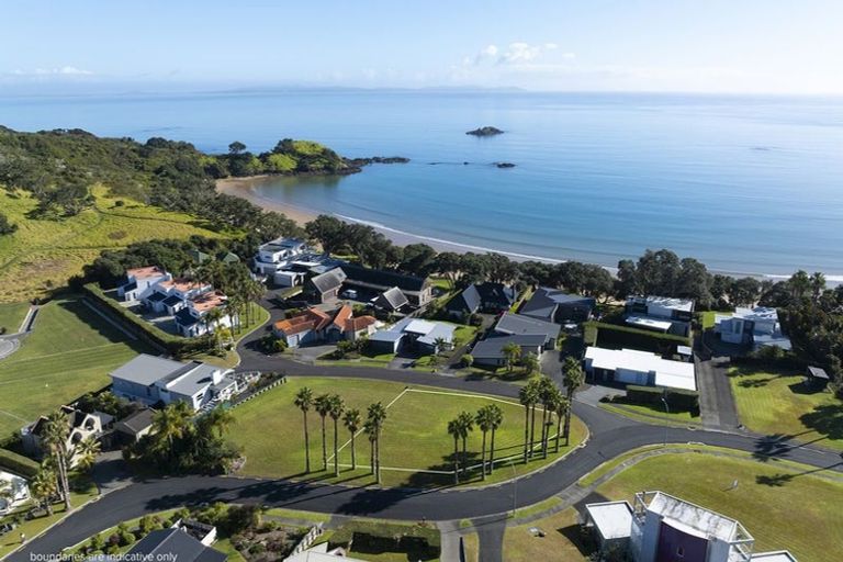 Photo of property in 8 Bayside Drive, Coopers Beach, 0420