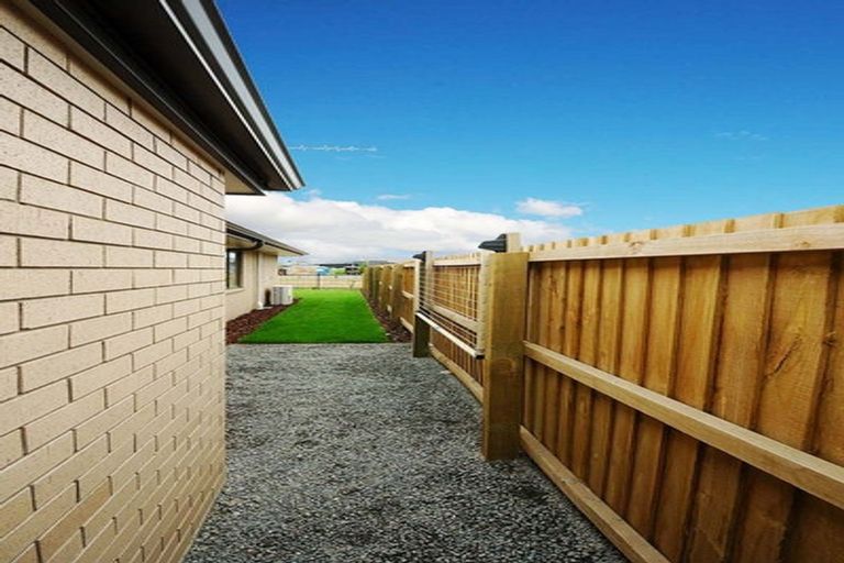 Photo of property in 16 Lambies Street, Marshland, Christchurch, 8083