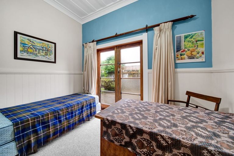 Photo of property in 72 King Street, Opunake, 4616