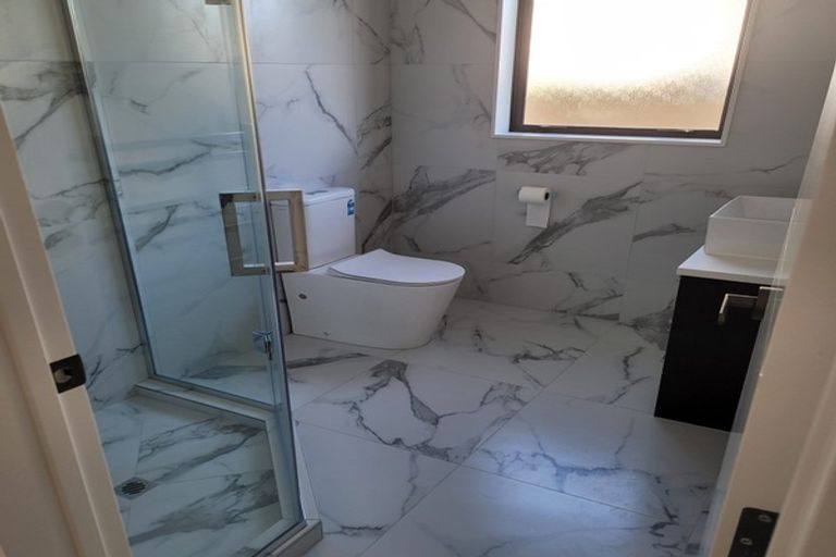 Photo of property in 42a Donegal Park Drive, Flat Bush, Auckland, 2019