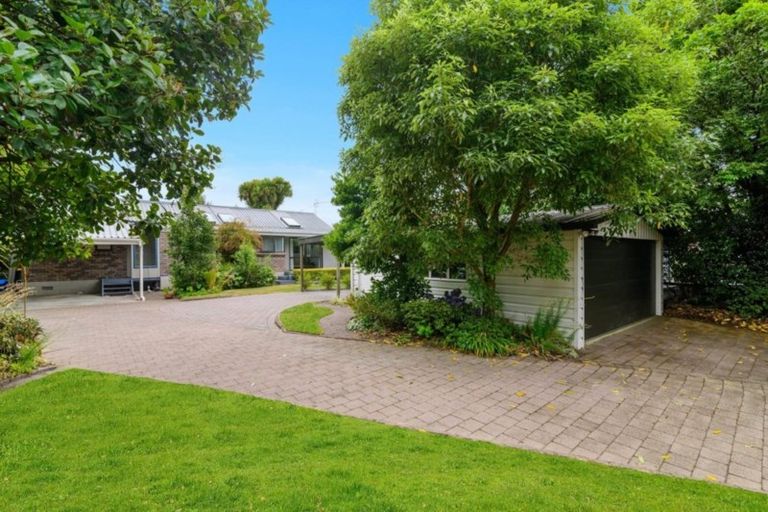 Photo of property in 2 Kerswell Terrace, Tihiotonga, Rotorua, 3015