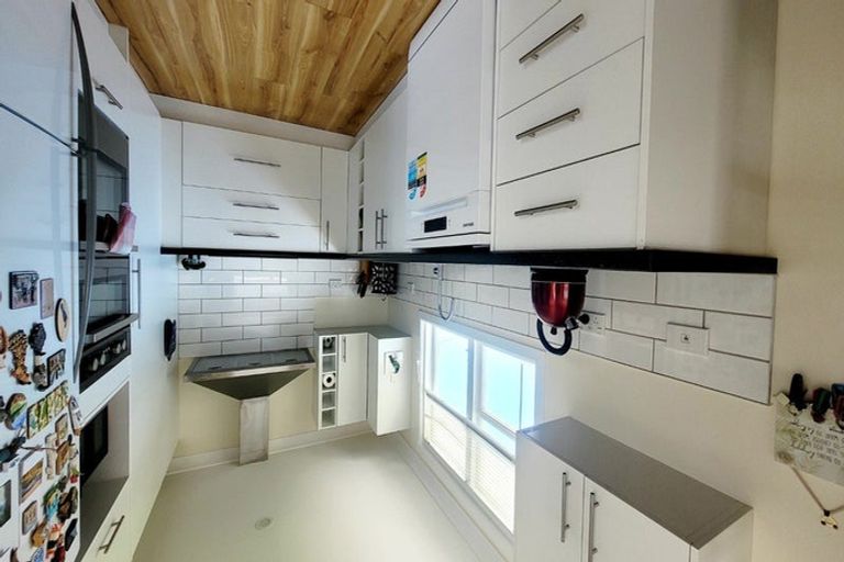 Photo of property in 61 Morere Street, Titahi Bay, Porirua, 5022