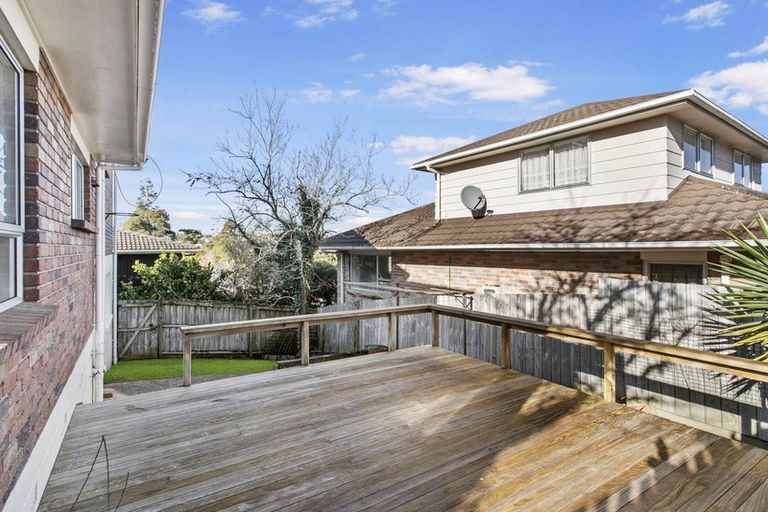 Photo of property in 1/72 Stanaway Street, Hillcrest, Auckland, 0627