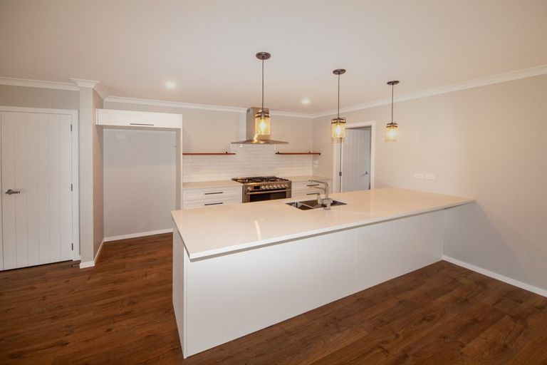 Photo of property in 163 Amesbury Drive, Churton Park, Wellington, 6037