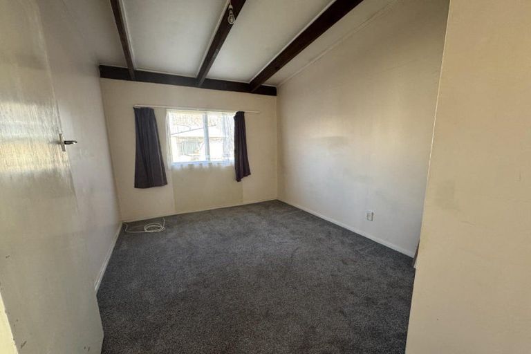 Photo of property in 10 Vera Street, Marton, 4710