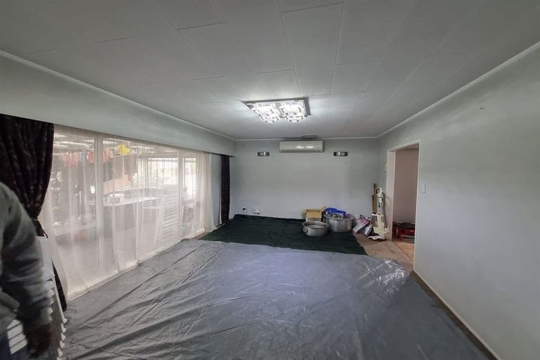 Photo of property in 19 Woburn Street, Mangere East, Auckland, 2024