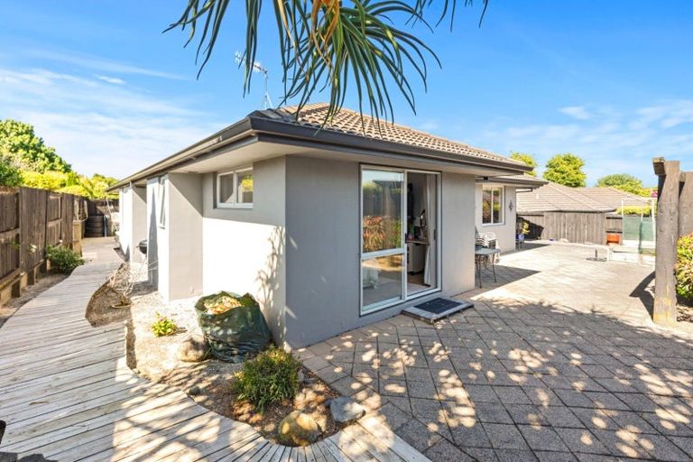 Photo of property in 2 Glencoe Court, Pyes Pa, Tauranga, 3112