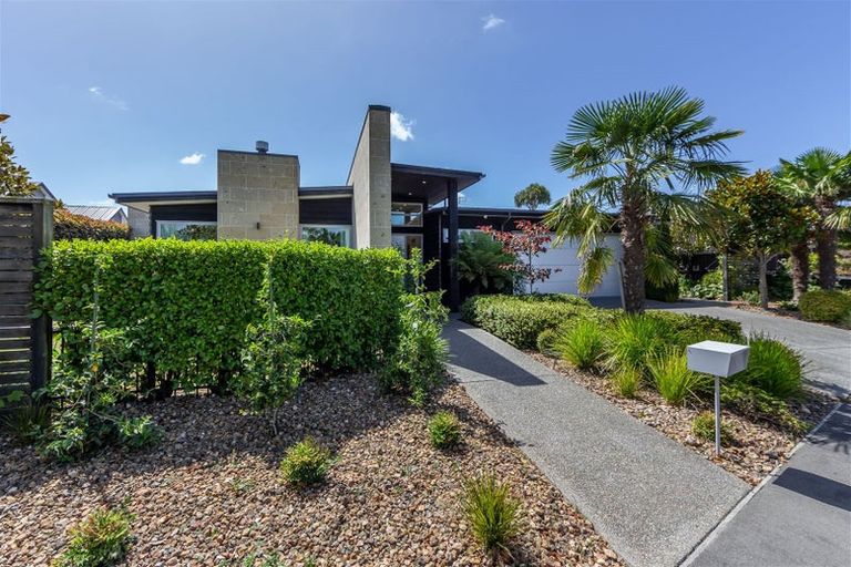 Photo of property in 3 John Campbell Crescent, Hillmorton, Christchurch, 8024