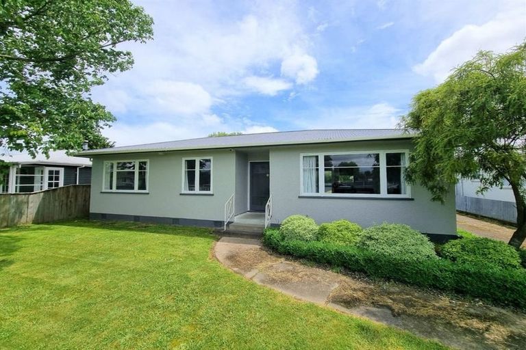 Photo of property in 5 Galway Avenue, Hokowhitu, Palmerston North, 4410