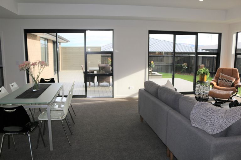 Photo of property in 91 Wingatui Road, Mosgiel, 9024