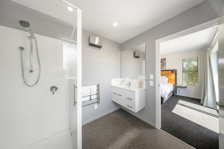 Photo of property in 28 Rodeo Drive, Te Anau, 9600