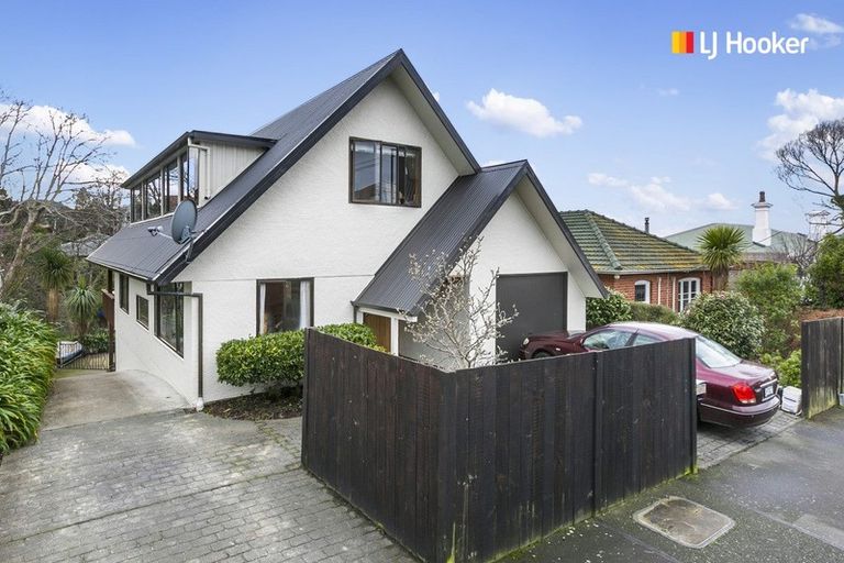 Photo of property in 43 Pacific Street, Roslyn, Dunedin, 9010