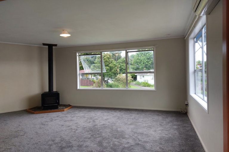Photo of property in 4 Osman Street, Glen Eden, Auckland, 0602