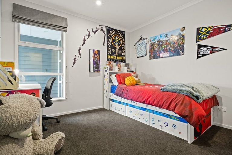 Photo of property in 20 Rue De La Mare, Parklands, Christchurch, 8083