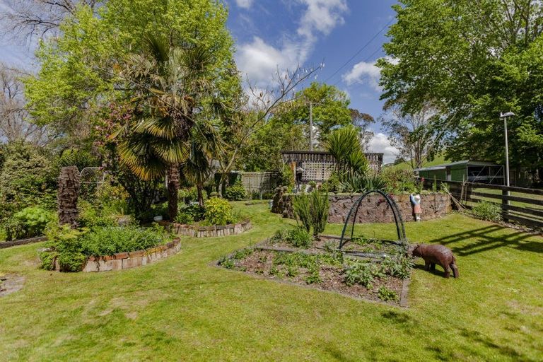 Photo of property in 71 Pukeora Scenic Road, Waipukurau, 4281
