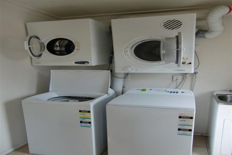 Photo of property in 11 Ruahine Street, Roslyn, Palmerston North, 4414