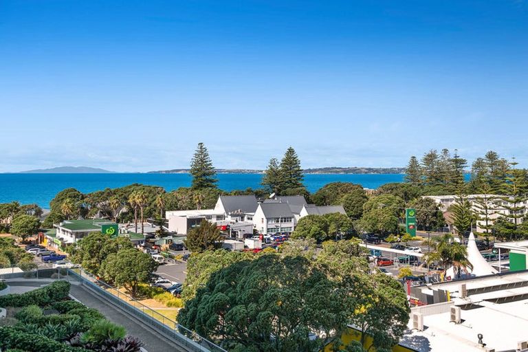 Photo of property in 615/11 Tamariki Avenue, Kelston, Auckland, 0602