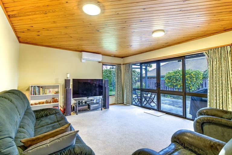 Photo of property in 14 Cooper Place, Chedworth, Hamilton, 3210