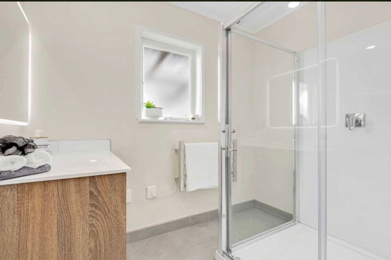 Photo of property in 1/160 Porchester Road, Papakura, 2110