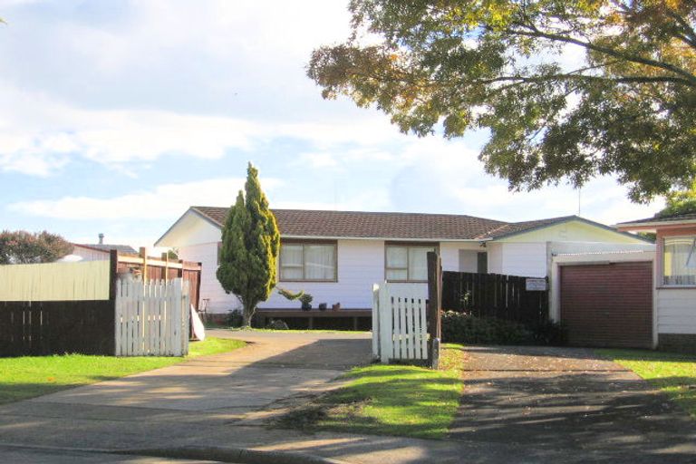 Photo of property in 19 Almay Place, Clover Park, Auckland, 2019